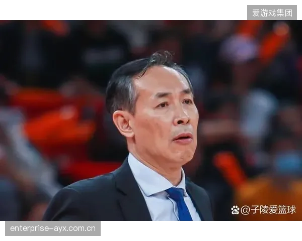 许利民教练的高效传切体系，欲穿透浙江浙商证券的冠军级别防守屏障。